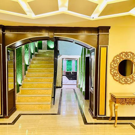 Blue Moon Continental Hotel Исламабад Екстериор снимка